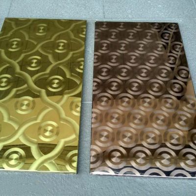 Χρυσό καθρέφτη χαραγμένο τελικό μοτίβο φύλλο από ανοξείδωτο χάλυβα 0,9mm Για διακόσμηση KTV